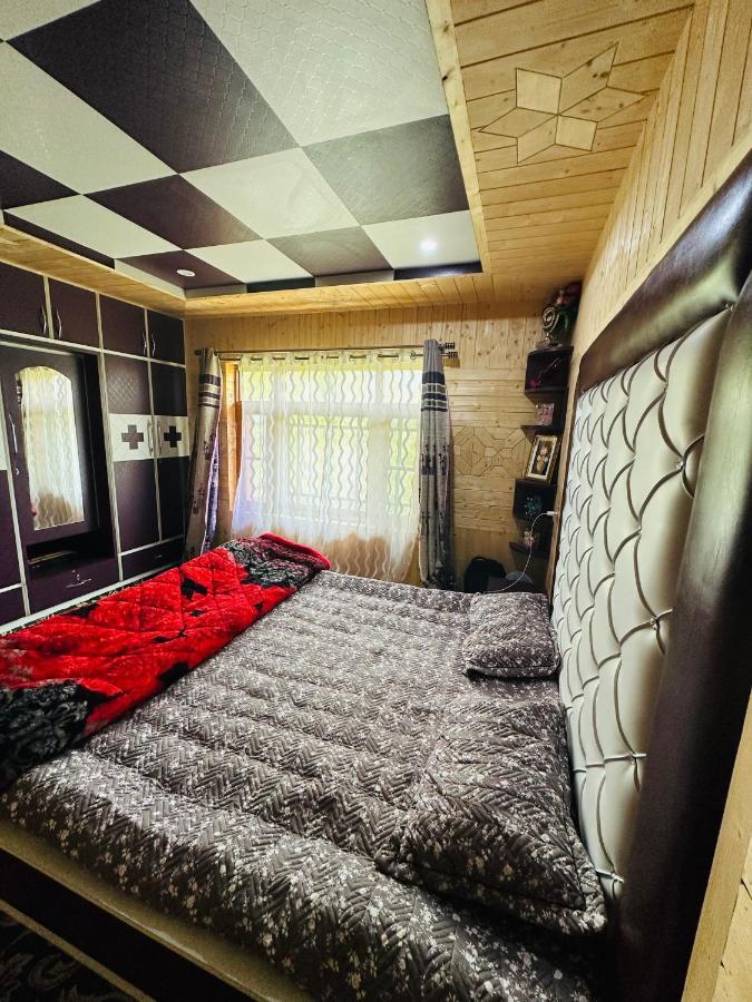 Sheen Homestay กุลมาร์ค ภายนอก รูปภาพ