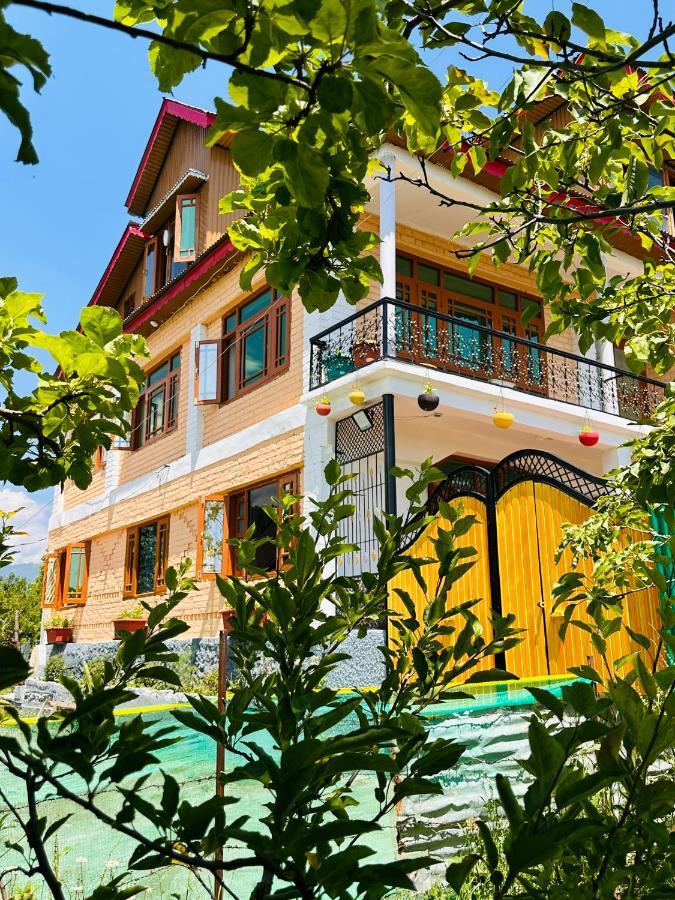 Sheen Homestay กุลมาร์ค ภายนอก รูปภาพ
